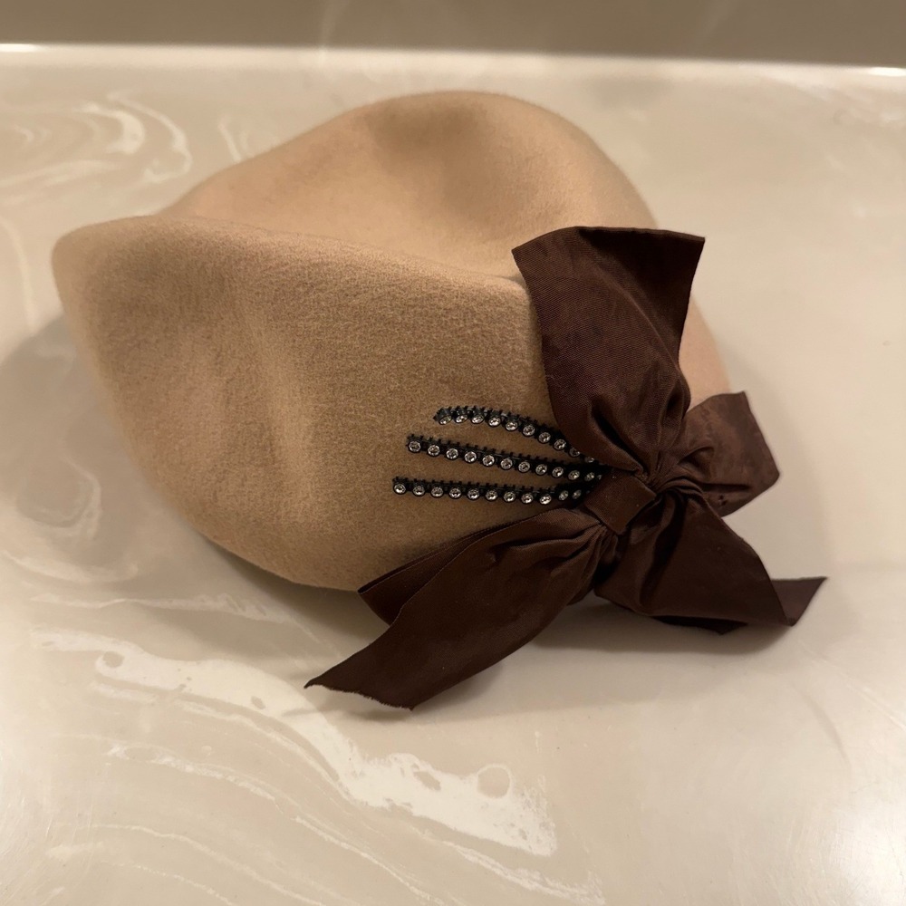 Vintage Geo W Bollman Peachfelt Tan Wool Beret Hat Brown Bow Rhinestones USA